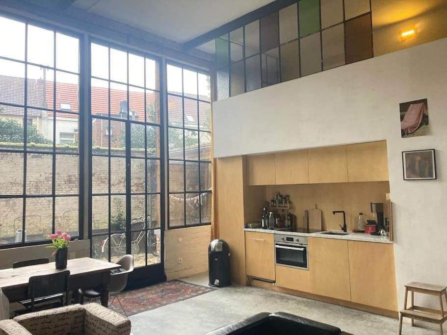 Antwerp Loft -Art And Chill- Parking Available Apartamento Exterior foto